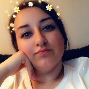 Meet your Posher, Hailey